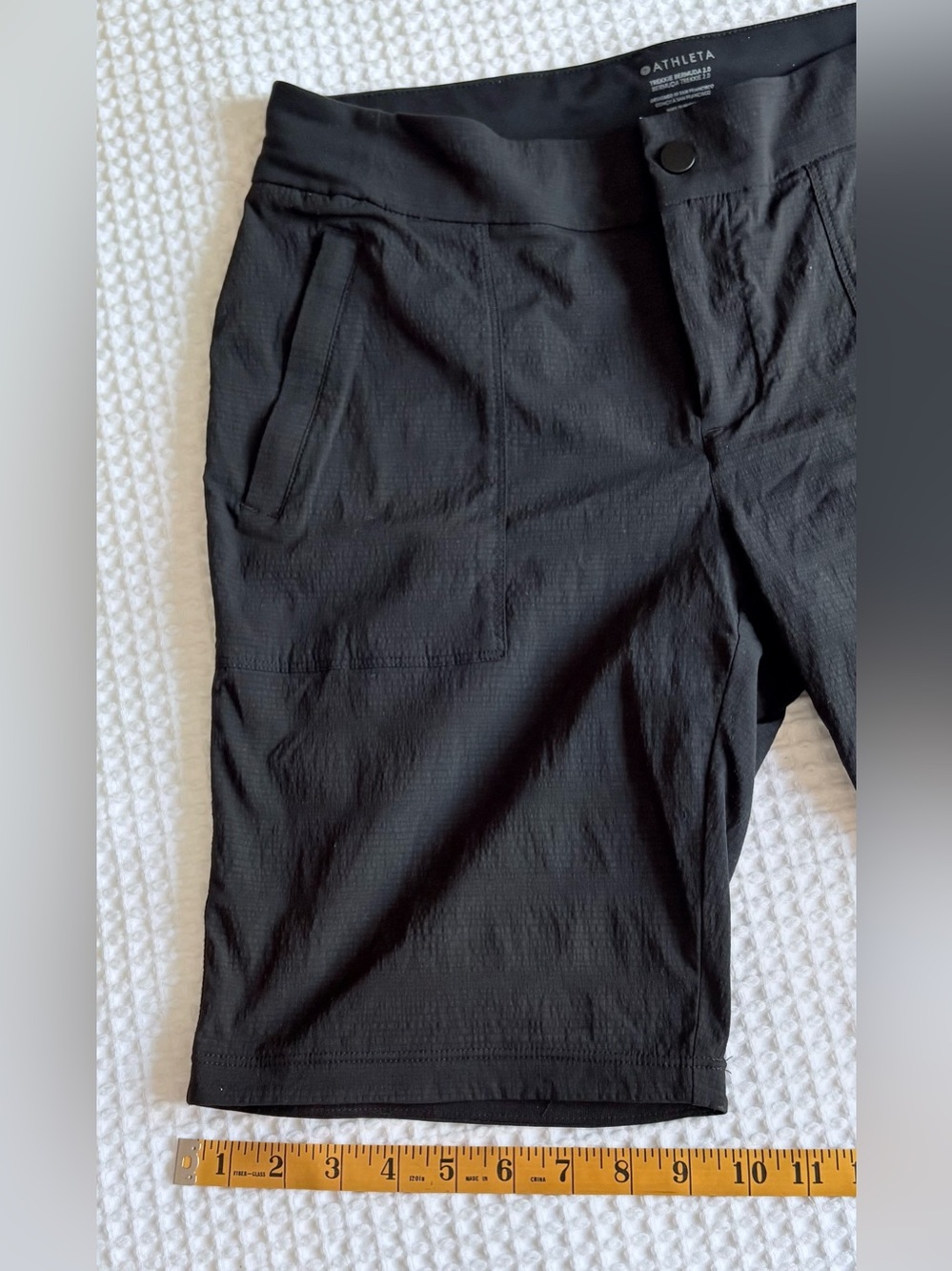 Athleta shorts, Wms size 10 - Picture 8 of 9
